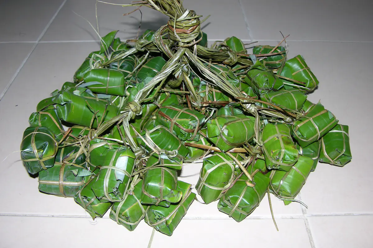 Mua gì ở Nha Trang làm quà: đặc sản, chỗ mua và cách mang về
