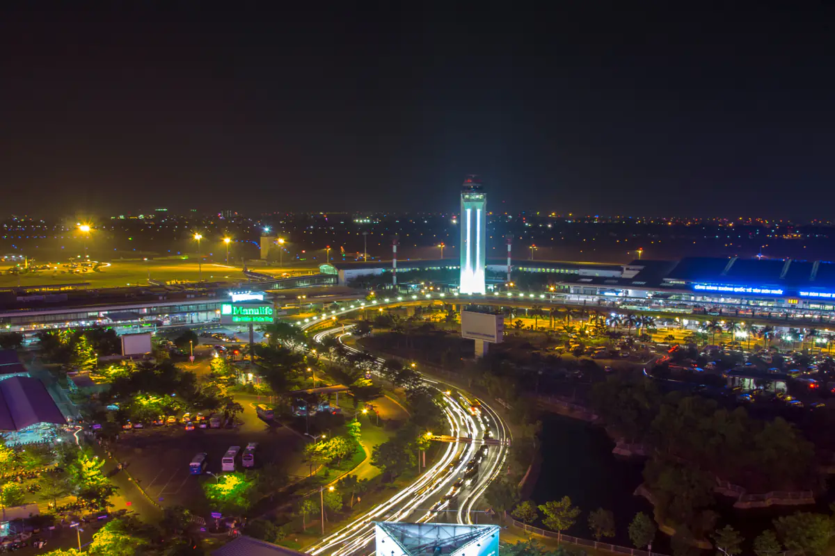Sân bay Tân Sơn Nhất về trung tâm: buýt 109, 152, Grab, taxi và chỗ đón xe